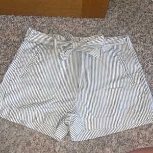 American Eagle linen shorts